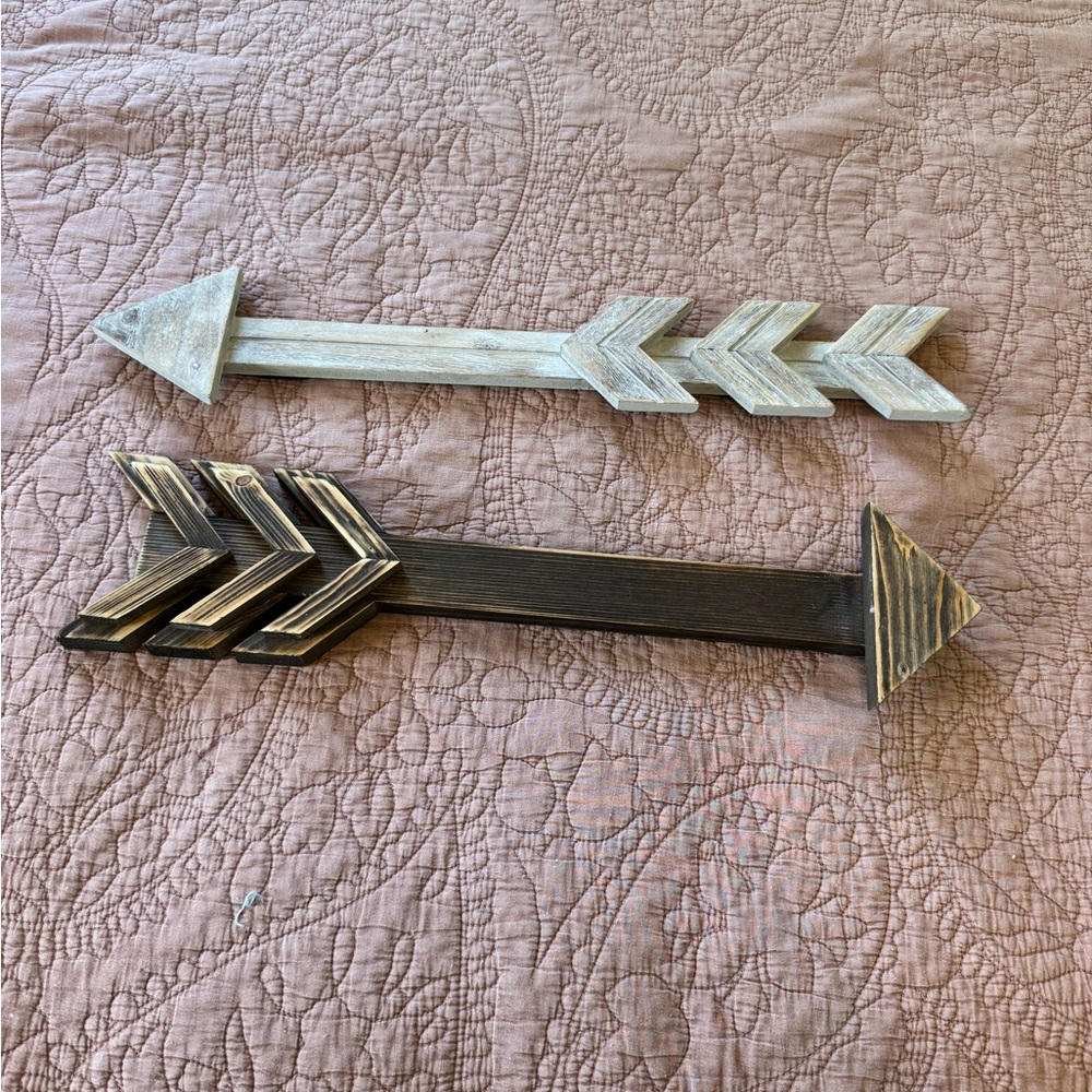 Hobby Lobby Dual-Tone Wooden Arrow Decor - Black and Cream